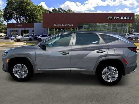 New 2026 Hyundai Tucson Blue SE AWD/4WD image 3