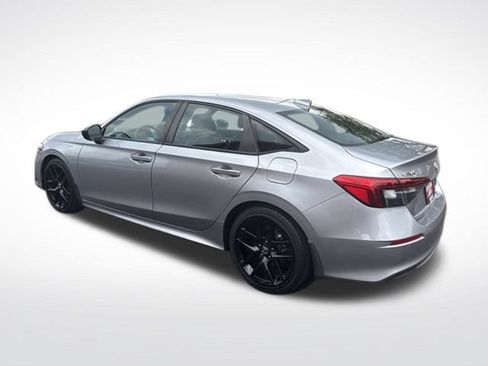 Used 2022 Honda Civic Sport image 5