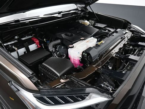 Used 2024 Toyota Tundra Limited image 62