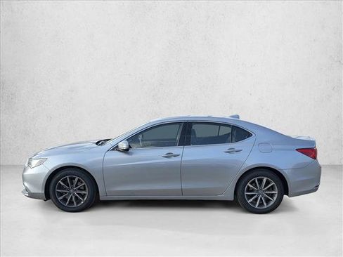 Used 2018 Acura TLX image 8