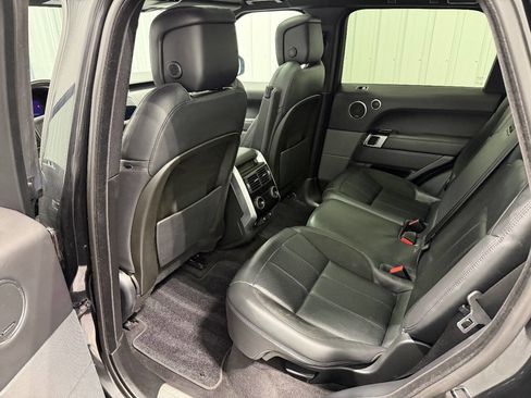 Used 2019 Land Rover Range Rover Sport HST image 8