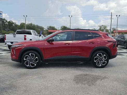 New 2026 Chevrolet Trax RS w/ Driver Confidence Package FWD image 2