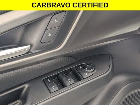 Certified 2025 Chevrolet Equinox EV LT FWD image 11