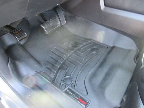 Used 2017 GMC Sierra 1500 SLT AWD/4WD image 31
