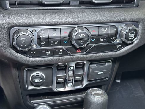 New 2025 Jeep Wrangler Sport S image 28