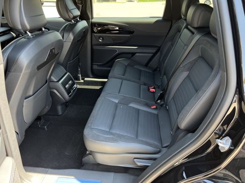 New 2025 Lincoln Nautilus Reserve w/ Jet Appearance Package image 29