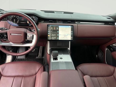 Used 2025 Land Rover Range Rover Long Wheelbase Autobiography AWD/4WD image 16
