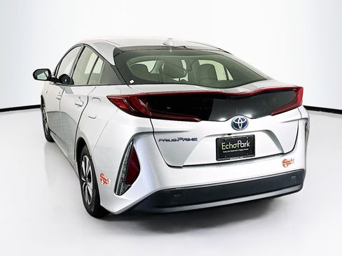 Used 2017 Toyota Prius Prime Plus image 5