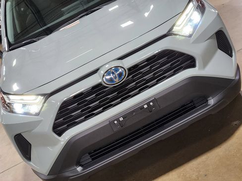 Used 2023 Toyota RAV4 XLE w/ Convenience Package AWD/4WD image 19