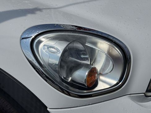 Used 2015 MINI Cooper Paceman FWD image 6