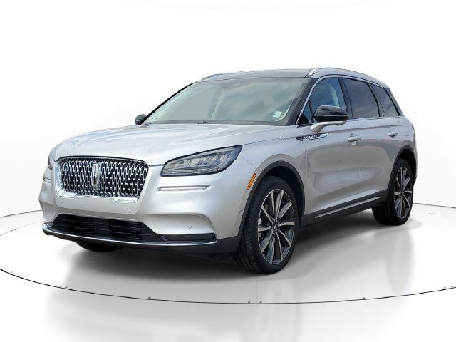 Used 2020 Lincoln Corsair Reserve w/ Equipment Group 201A AWD/4WD image 2