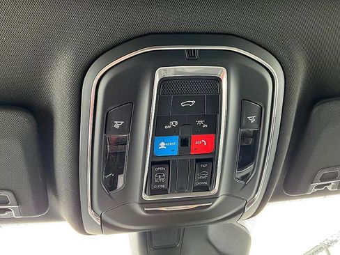 New 2026 Jeep Grand Cherokee Laredo image 25