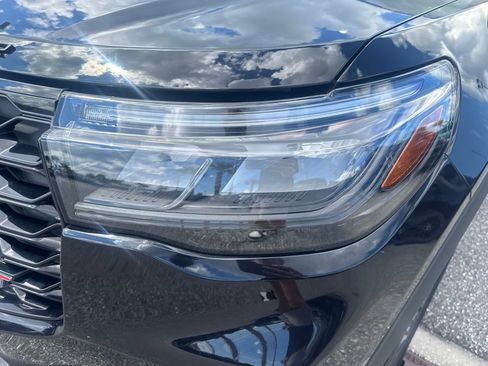 Used 2025 Ford Explorer ST w/ Sun And Sound Package RWD image 11