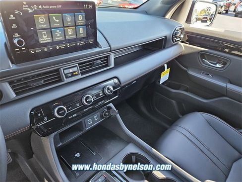 New 2025 Honda Pilot TrailSport image 10