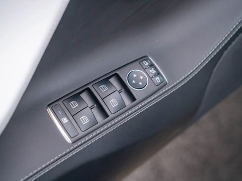 Used 2021 Tesla Model S Long Range Plus image 11