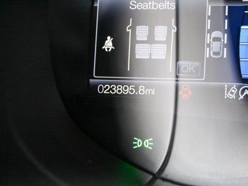 Used 2022 Ford Edge ST-Line image 8