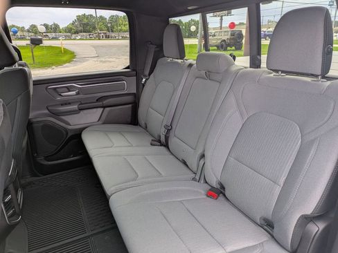 Used 2022 RAM 1500 Big Horn AWD/4WD image 27
