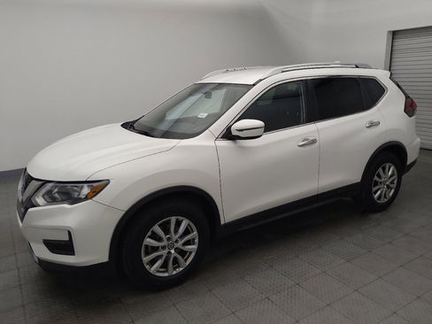 Used 2019 Nissan Rogue SV FWD image 2