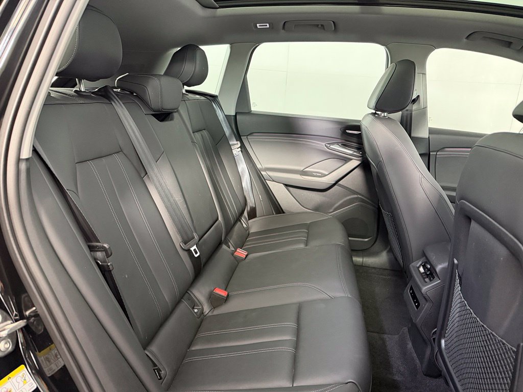 Used 2025 Audi Q6 e-tron Premium Plus w/ Premium Plus RWD image 23