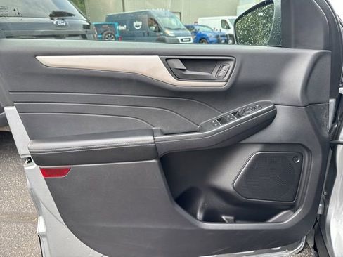 Used 2022 Ford Escape SE w/ Convenience Package image 15