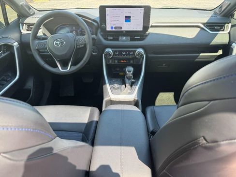 Used 2024 Toyota RAV4 XSE w/ Advanced Technology Package AWD/4WD image 15
