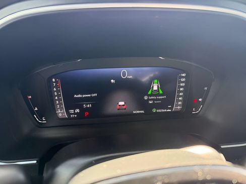 Used 2025 Honda Pilot Black Edition image 25