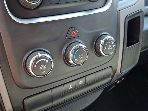 Used 2013 RAM 1500 Express AWD/4WD image 15