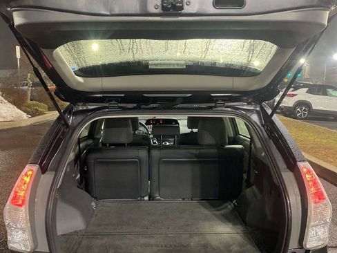 Used 2014 Toyota Prius V Five image 21