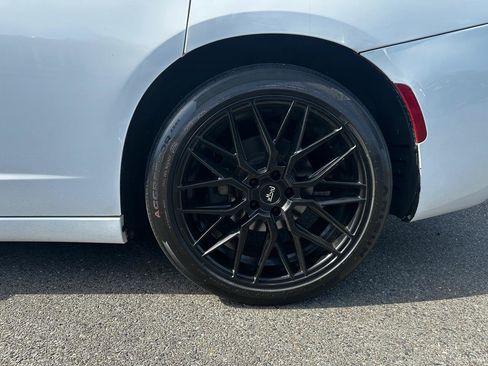 Used 2015 Dodge Charger R/T w/ Wheels & Tunes Group image 21