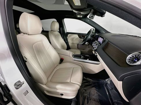 Certified 2026 Mercedes-Benz GLA 250 image 28