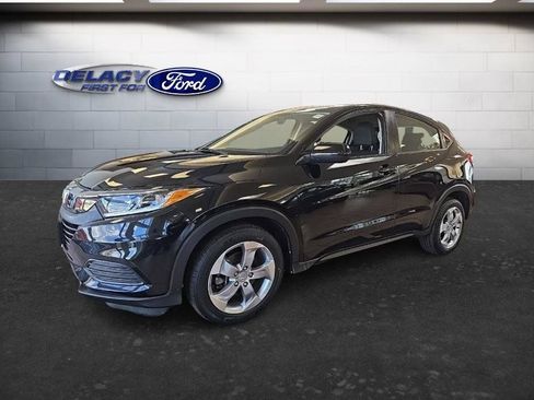 Used 2021 Honda HR-V LX image 2