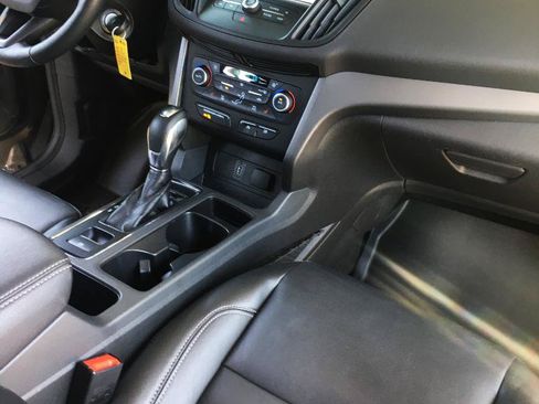 Used 2018 Ford Escape SEL AWD/4WD image 18