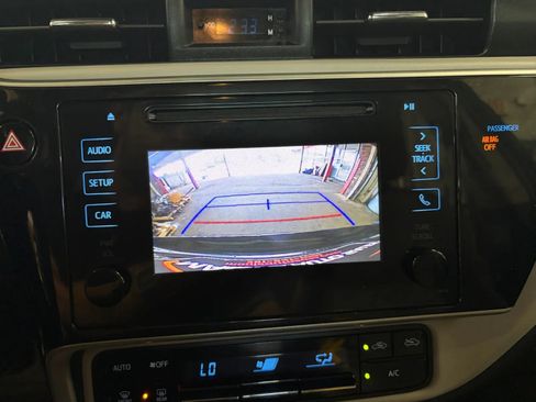 Used 2019 Toyota Corolla LE FWD image 31