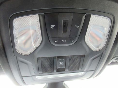 Used 2019 RAM 1500 Big Horn image 45