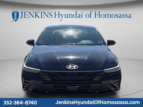 New 2026 Hyundai Elantra SEL Sport Premium FWD image 3