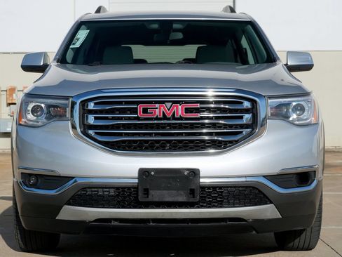 Used 2017 GMC Acadia SLE FWD image 17