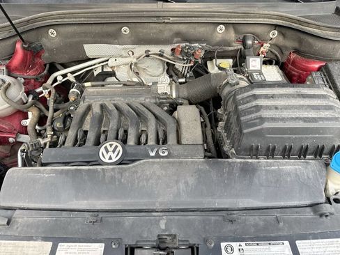 Used 2018 Volkswagen Atlas SE AWD/4WD image 32