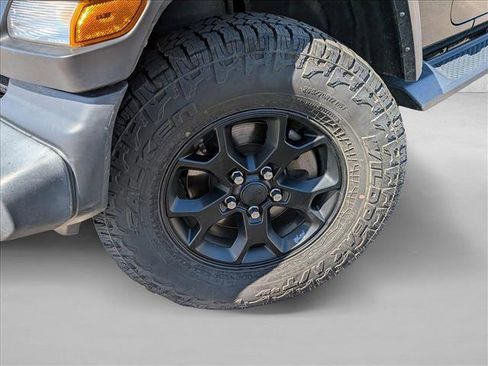 Used 2022 Jeep Wrangler Unlimited Sport w/ Sun And Sound Package image 10