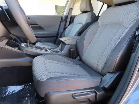 Used 2024 Subaru Crosstrek 2.0i Premium AWD/4WD image 12
