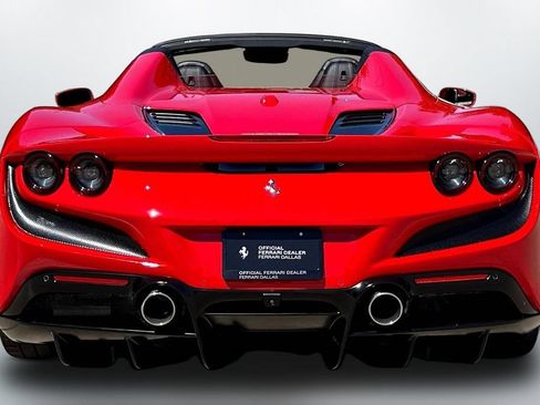 Used 2023 Ferrari F8 Tributo RWD image 6