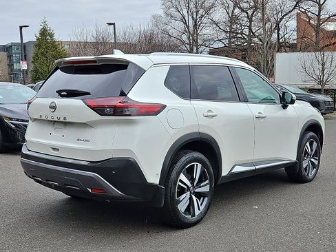 Certified 2023 Nissan Rogue SL w/ SL Premium Package image 6