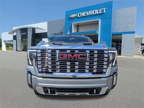 New 2026 GMC Sierra 2500 Denali w/ Denali Reserve Package image 11