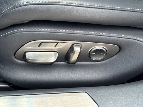 Used 2021 Lexus LS 500 w/ Interior Upgrade Package RWD image 18