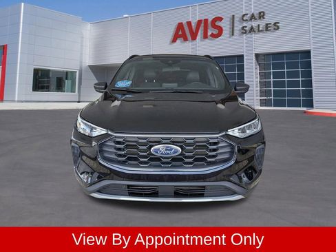 Used 2025 Ford Escape ST-Line AWD/4WD image 2