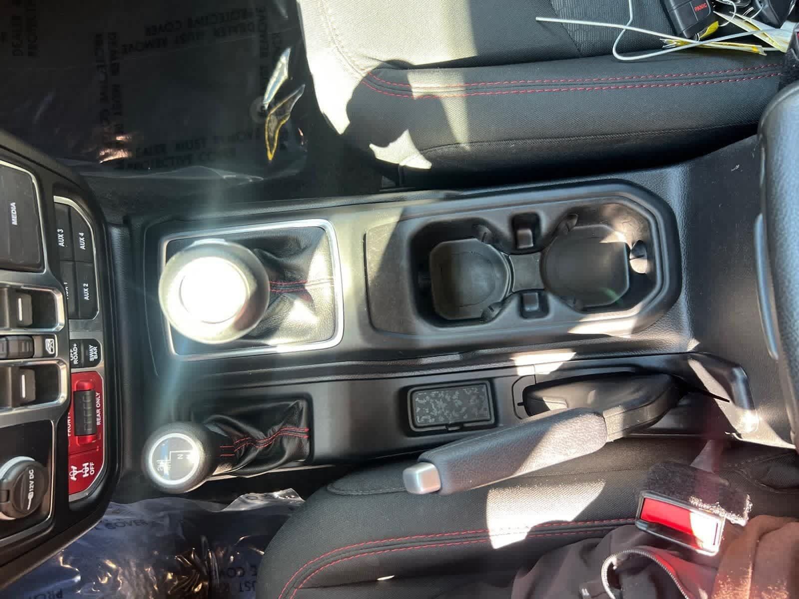 Used 2021 Jeep Wrangler Unlimited Rubicon AWD/4WD image 20