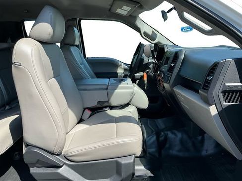 Used 2017 Ford F150 XL w/ Equipment Group 101A Mid RWD image 17