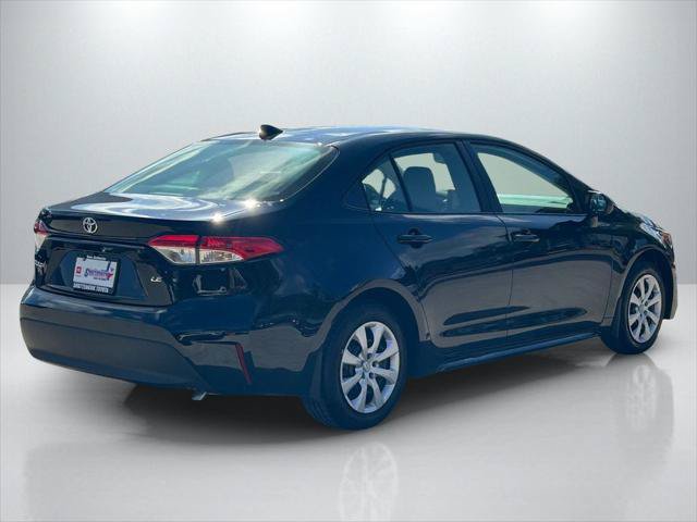 Certified 2026 Toyota Corolla LE FWD image 5