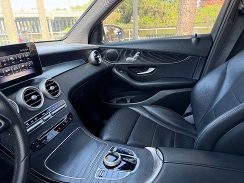 Used 2018 Mercedes-Benz GLC 300 image 6