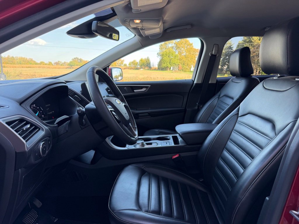 Used 2023 Ford Edge SEL AWD/4WD image 10