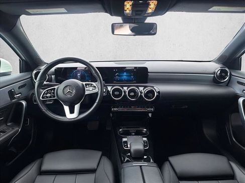 Used 2019 Mercedes-Benz A 220 image 15
